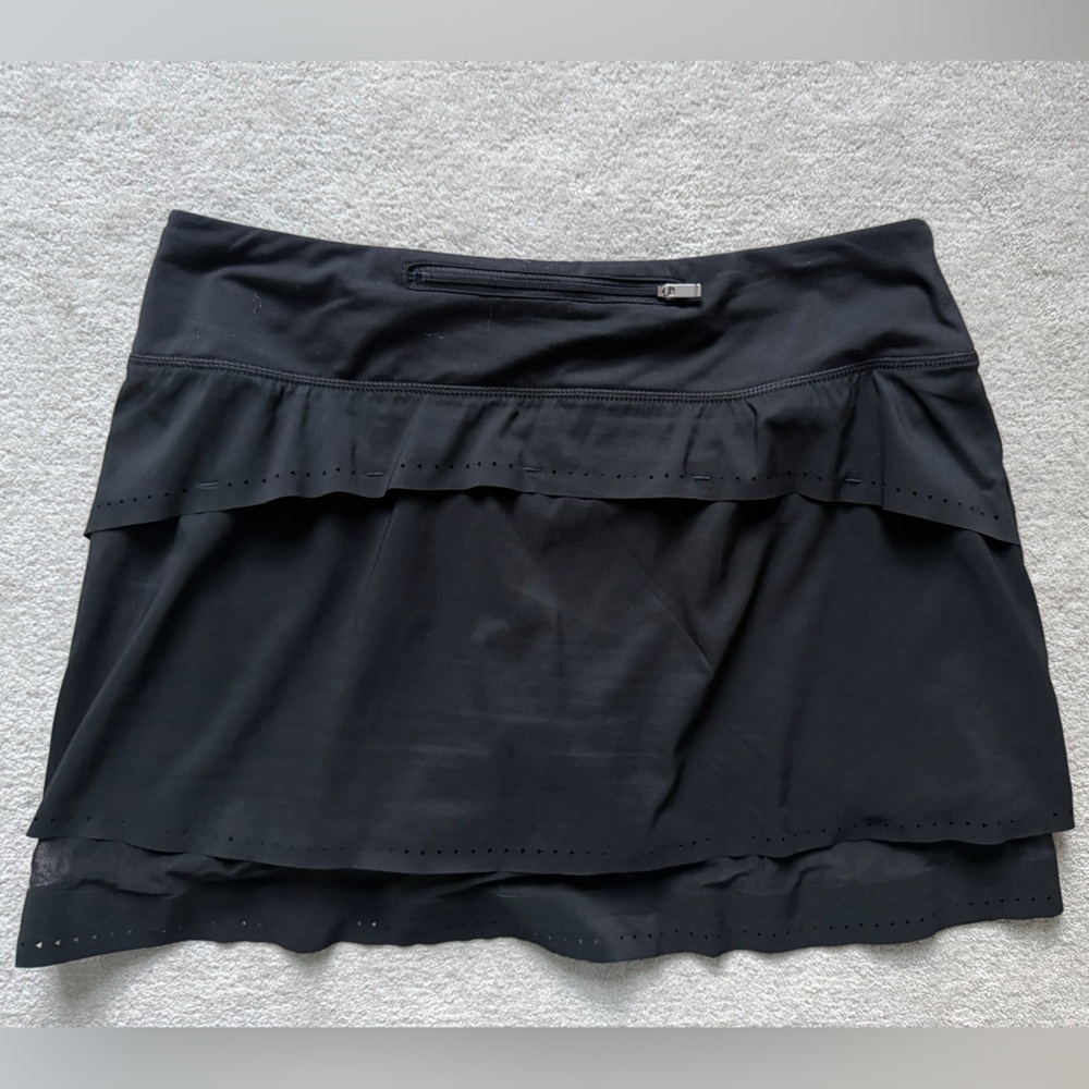 Athleta Charcoal Performance skirt with shorts under